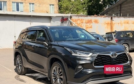 Toyota Highlander, 2026 год, 5 300 000 рублей, 21 фотография