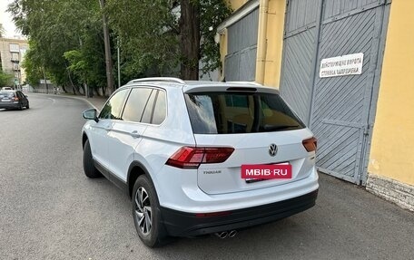 Volkswagen Tiguan II, 2018 год, 2 135 000 рублей, 6 фотография