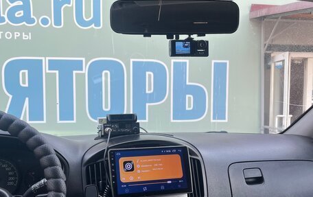 Hyundai Grand Starex Grand Starex I рестайлинг 2, 2010 год, 1 800 000 рублей, 4 фотография