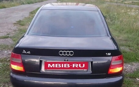 Audi A4, 1998 год, 370 000 рублей, 6 фотография