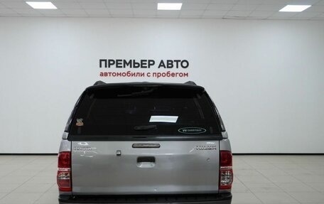 Toyota Hilux VII, 2014 год, 2 200 000 рублей, 7 фотография