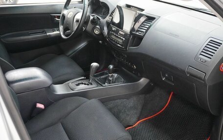 Toyota Hilux VII, 2014 год, 2 200 000 рублей, 15 фотография