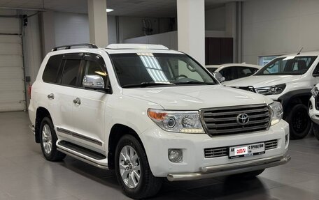 Toyota Land Cruiser 200, 2014 год, 3 780 000 рублей, 7 фотография
