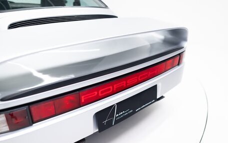 Porsche 959, 1990 год, 210 000 000 рублей, 13 фотография