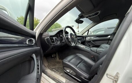 Porsche Panamera II рестайлинг, 2010 год, 2 170 000 рублей, 10 фотография