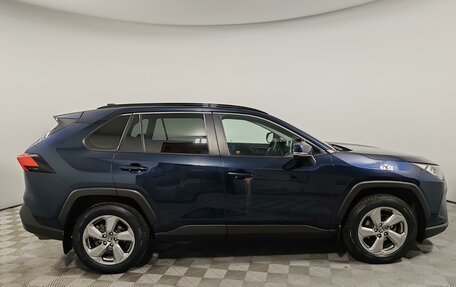 Toyota RAV4, 2020 год, 2 749 000 рублей, 4 фотография