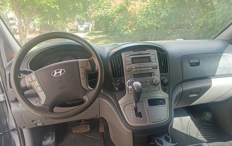 Hyundai Grand Starex Grand Starex I рестайлинг 2, 2012 год, 2 100 000 рублей, 10 фотография