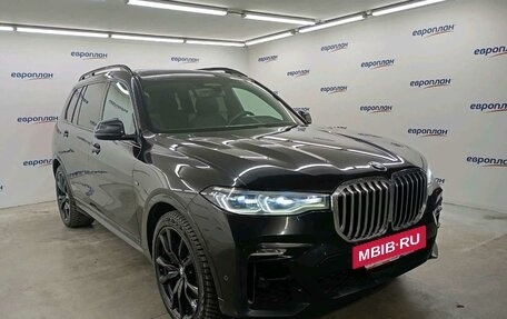 BMW X7, 2020 год, 6 840 000 рублей, 2 фотография