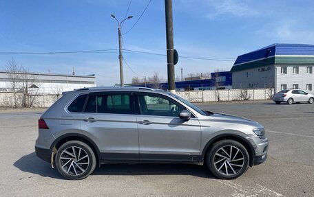 Volkswagen Tiguan II, 2018 год, 2 500 000 рублей, 5 фотография