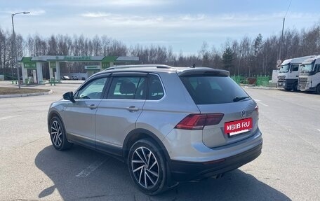Volkswagen Tiguan II, 2018 год, 2 500 000 рублей, 8 фотография