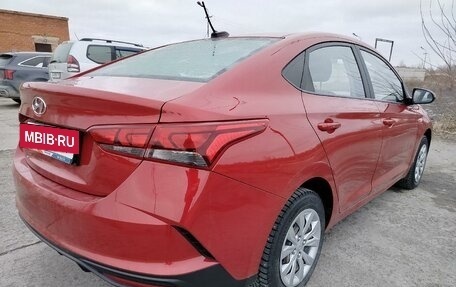 Hyundai Solaris II рестайлинг, 2021 год, 1 450 000 рублей, 3 фотография