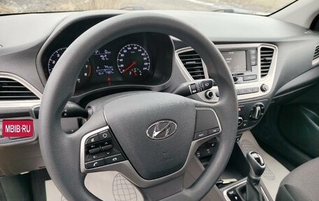 Hyundai Solaris II рестайлинг, 2021 год, 1 450 000 рублей, 15 фотография