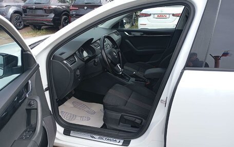Skoda Octavia, 2018 год, 1 730 577 рублей, 8 фотография