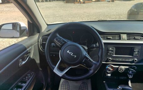 KIA Rio IV, 2021 год, 1 381 000 рублей, 6 фотография