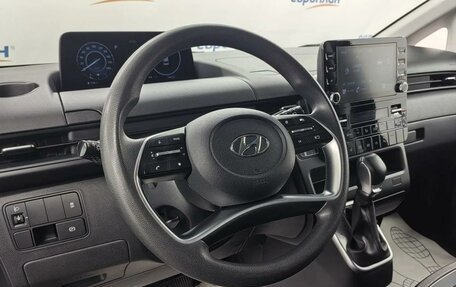 Hyundai Staria, 2022 год, 4 200 000 рублей, 6 фотография