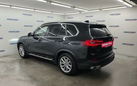 BMW X5, 2021 год, 6 000 000 рублей, 4 фотография