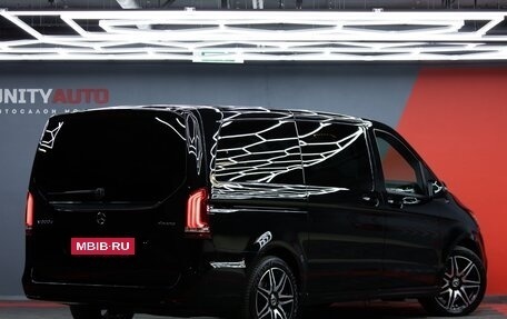 Mercedes-Benz V-Класс, 2023 год, 9 790 000 рублей, 4 фотография