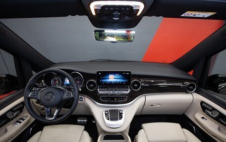 Mercedes-Benz V-Класс, 2023 год, 9 790 000 рублей, 30 фотография