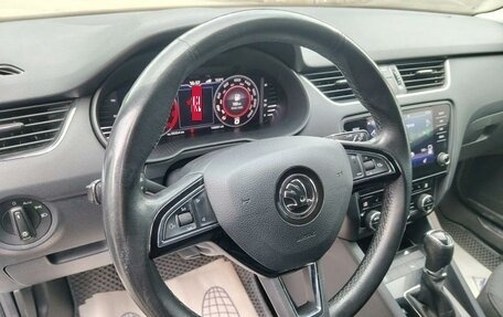 Skoda Octavia, 2018 год, 1 750 000 рублей, 6 фотография