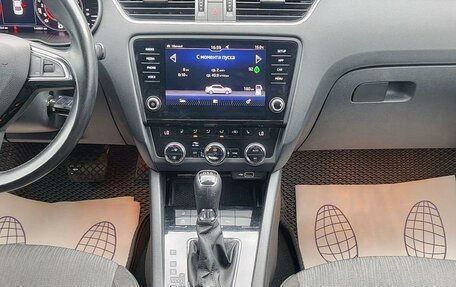 Skoda Octavia, 2018 год, 1 750 000 рублей, 11 фотография