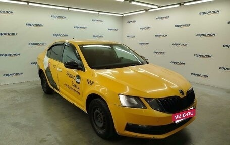Skoda Octavia, 2020 год, 950 000 рублей, 2 фотография