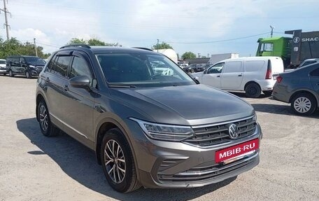 Volkswagen Tiguan II, 2021 год, 3 500 000 рублей, 2 фотография