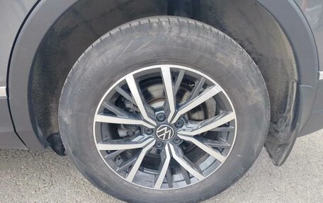 Volkswagen Tiguan II, 2021 год, 3 500 000 рублей, 17 фотография