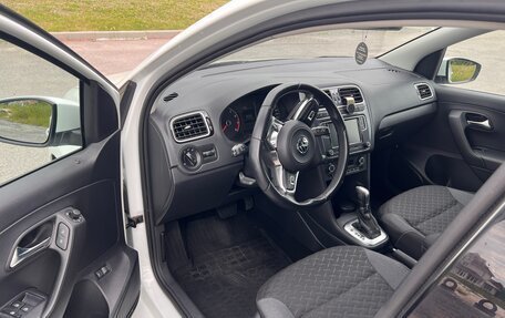 Volkswagen Polo VI (EU Market), 2018 год, 1 340 000 рублей, 8 фотография