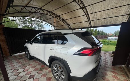 Toyota RAV4, 2020 год, 3 070 000 рублей, 3 фотография