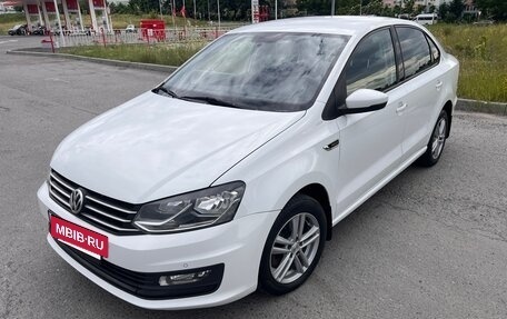 Volkswagen Polo VI (EU Market), 2018 год, 1 340 000 рублей, 2 фотография