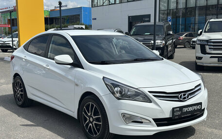 Hyundai Solaris II рестайлинг, 2016 год, 1 090 000 рублей, 3 фотография