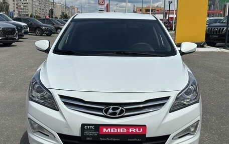Hyundai Solaris II рестайлинг, 2016 год, 1 090 000 рублей, 2 фотография