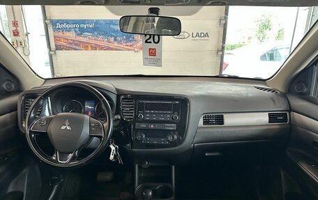 Mitsubishi Outlander III рестайлинг 3, 2015 год, 1 239 000 рублей, 7 фотография