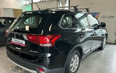 Mitsubishi Outlander III рестайлинг 3, 2015 год, 1 239 000 рублей, 3 фотография