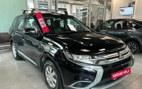 Mitsubishi Outlander III рестайлинг 3, 2015 год, 1 239 000 рублей, 2 фотография