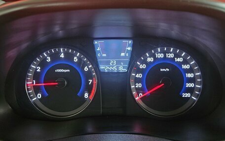 Hyundai Solaris II рестайлинг, 2013 год, 555 000 рублей, 12 фотография