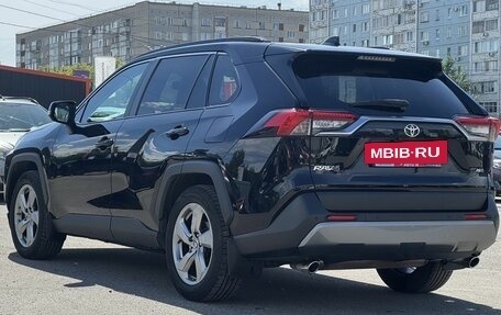 Toyota RAV4, 2021 год, 3 099 000 рублей, 7 фотография