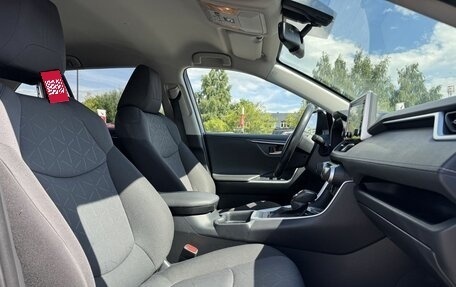 Toyota RAV4, 2021 год, 3 099 000 рублей, 14 фотография