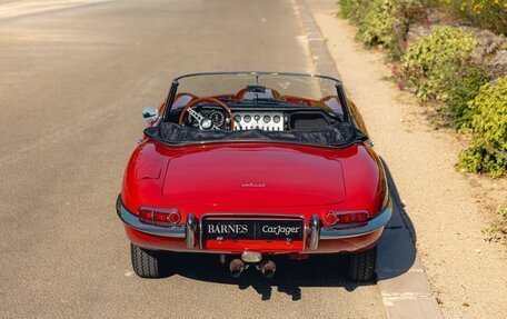 Jaguar E-type Series 3, 1963 год, 17 800 000 рублей, 8 фотография