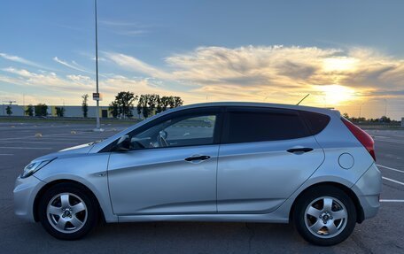 Hyundai Solaris II рестайлинг, 2012 год, 630 000 рублей, 8 фотография