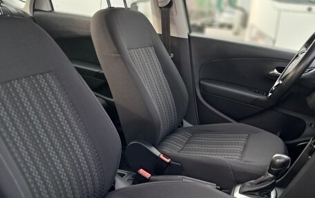 Volkswagen Polo VI (EU Market), 2016 год, 950 000 рублей, 23 фотография