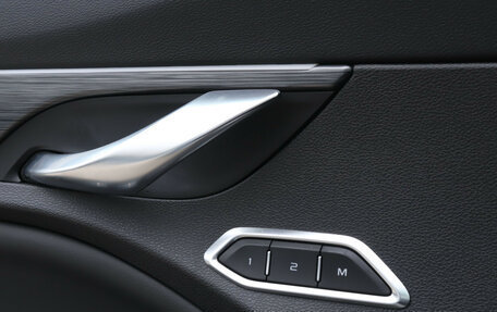 Geely Tugella FY11, 2023 год, 2 950 000 рублей, 22 фотография
