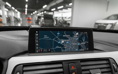 BMW 3 серия, 2018 год, 3 280 000 рублей, 19 фотография