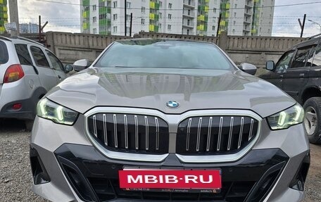 BMW 5 серия, 2024 год, 7 490 000 рублей, 2 фотография