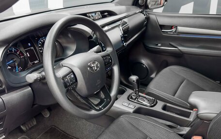 Toyota Hilux VIII, 2023 год, 6 699 900 рублей, 5 фотография