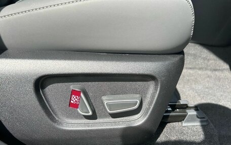 Toyota RAV4, 2026 год, 3 950 000 рублей, 27 фотография