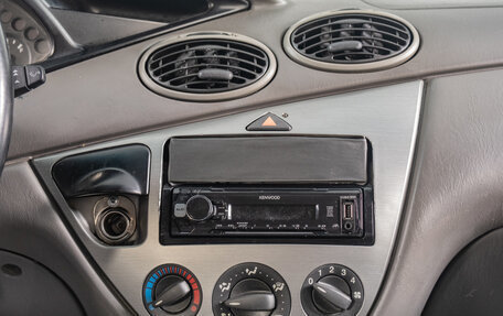 Ford Focus IV, 2001 год, 299 000 рублей, 12 фотография