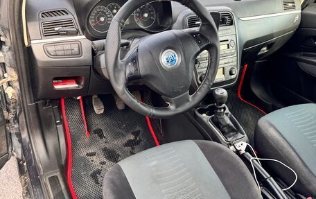 Fiat Punto III Punto Evo рестайлинг, 2007 год, 140 000 рублей, 15 фотография