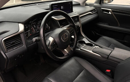 Lexus RX IV рестайлинг, 2021 год, 6 500 000 рублей, 3 фотография