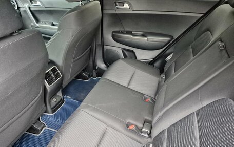 KIA Sportage IV рестайлинг, 2019 год, 2 077 000 рублей, 15 фотография